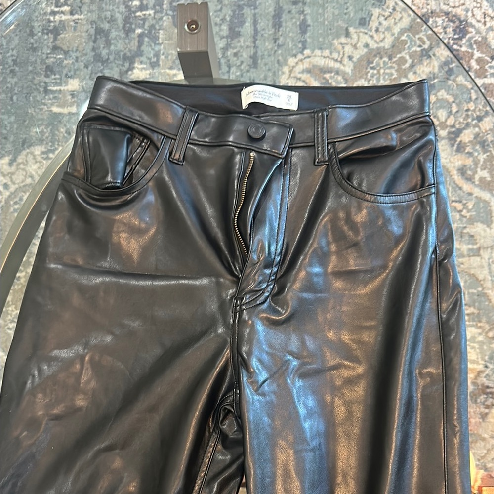 Abercrombie & Fitch Black High-Rise Pants